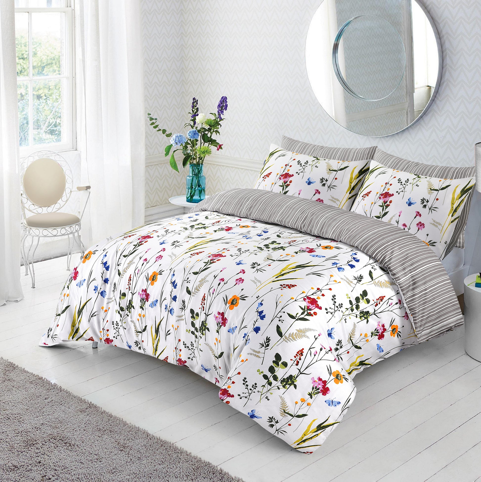 Flowers Multi Coloured Bedding Duvet Cover Set 100% Cotton 200 Thread Count Quilt Covers Double King Super King Bed Size - Threadnine